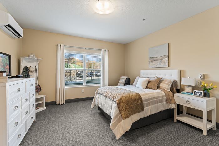 Memory care community at Kingsbury Lancaster, photo 11