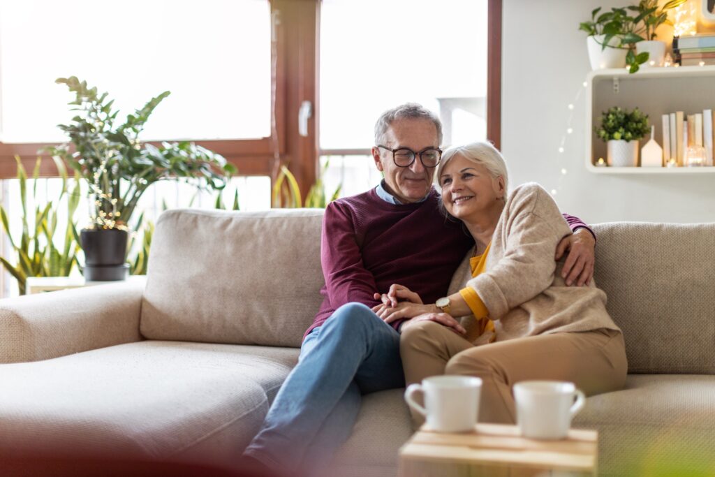Why Senior Villas Appeal to Active, Social Seniors